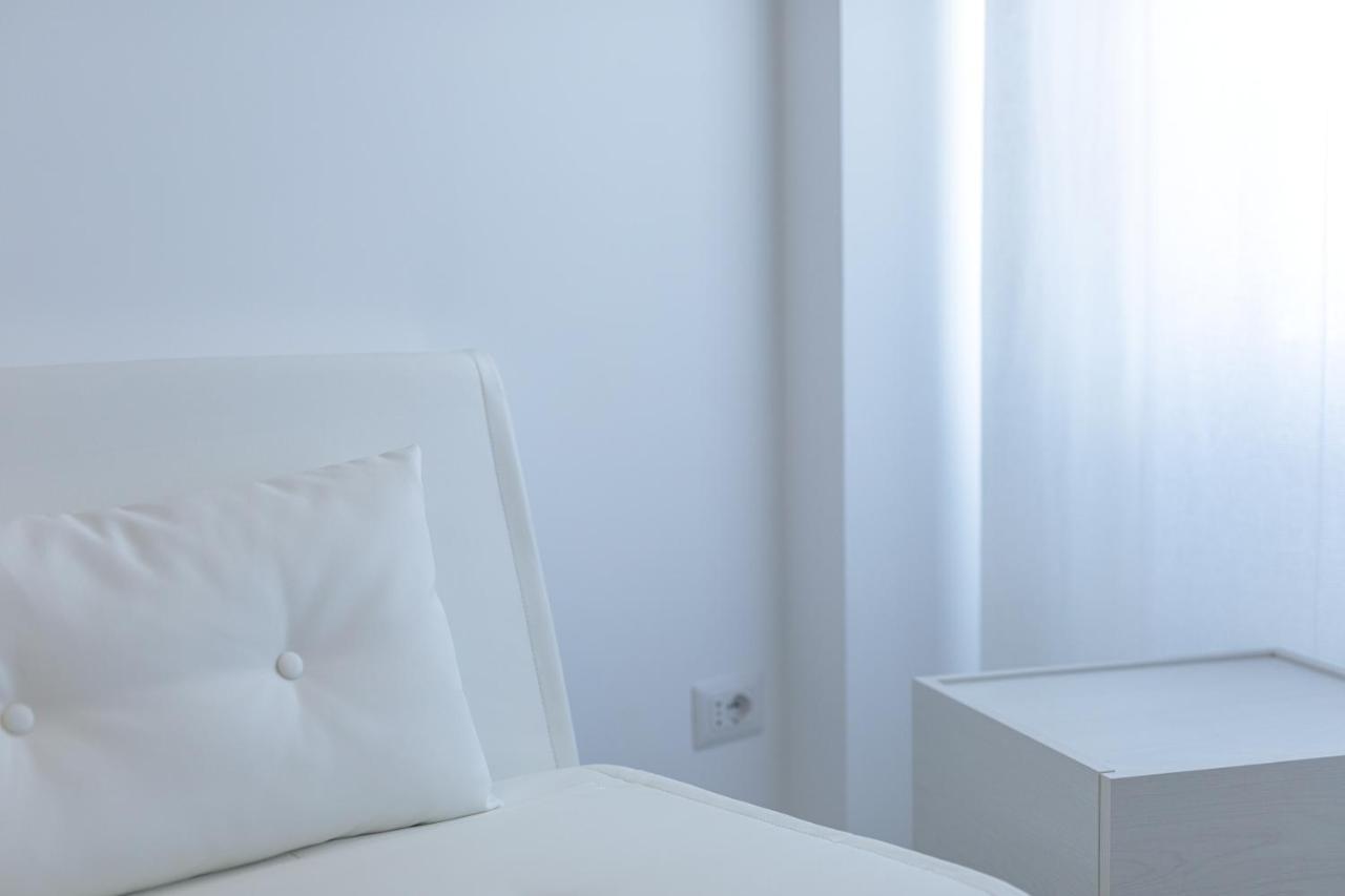 Vista Mare Guest House 시비타노바 마르셰 외부 사진